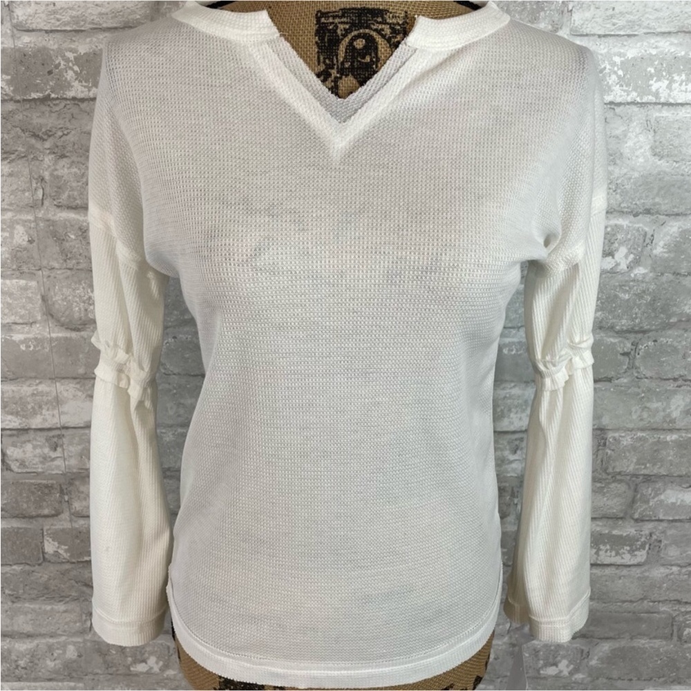 Baea Waffle Knit Vneck Top